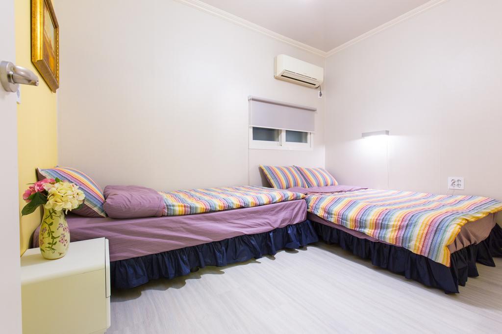 Oh Blue Guesthouse 首爾 客房 照片